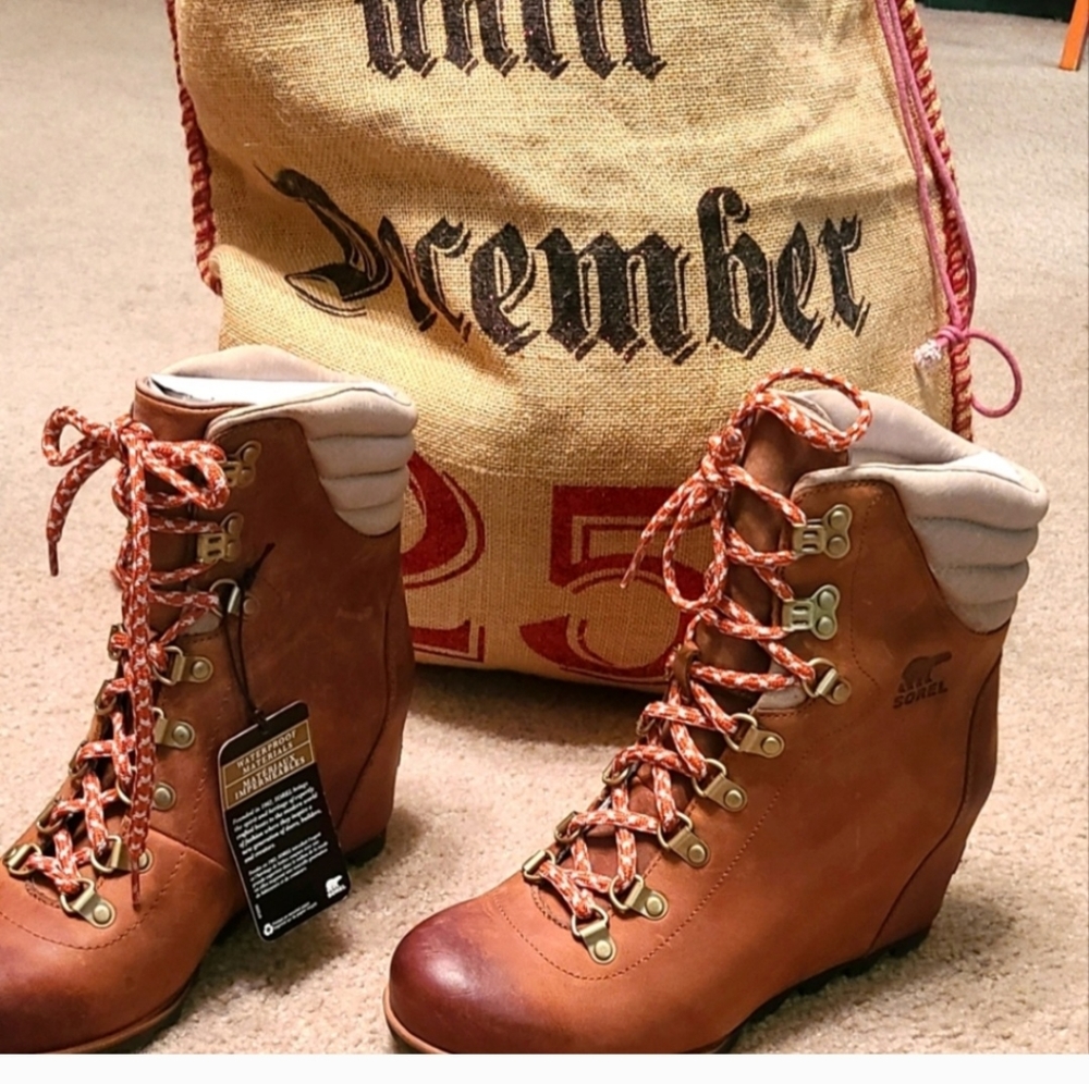 Sorel Conquest Wedge